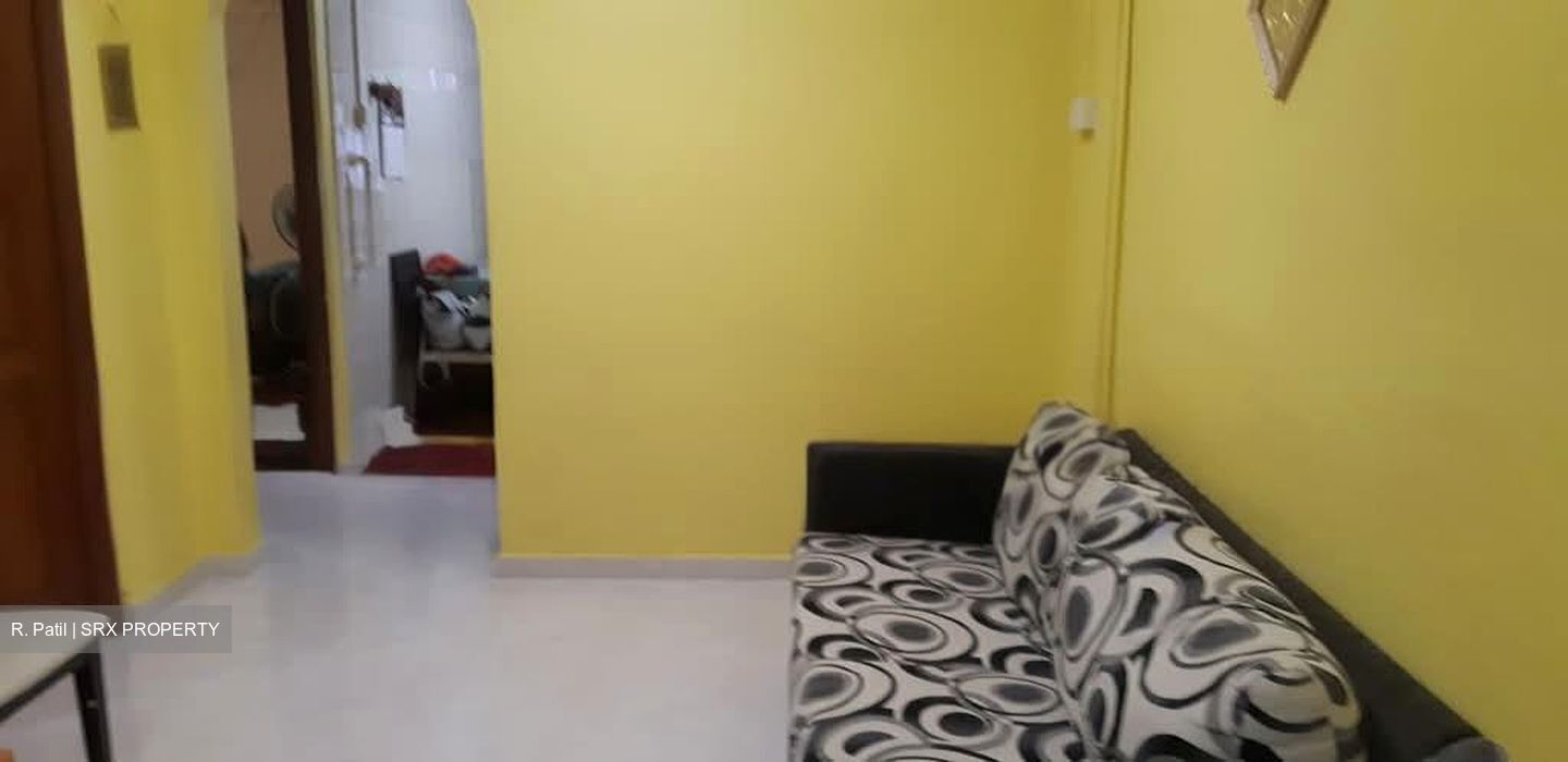 Blk 219 Tampines Street 24 (Tampines), HDB 3 Rooms #568897231